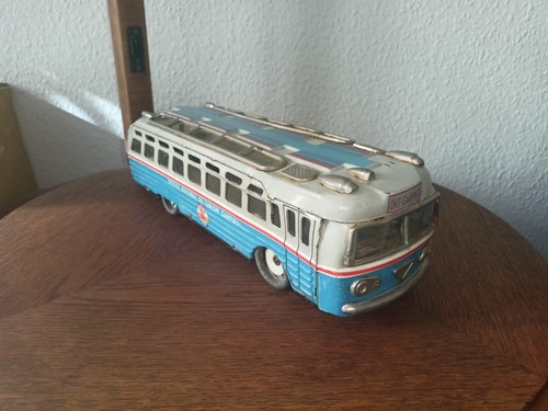 Bus metaloglobus ont carpati - metaloglobus,