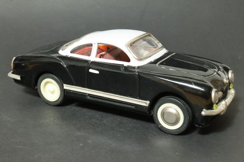 Altes sedan 743 - sedan,